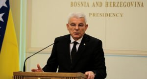 Džaferović o prijetnjama Kalabuhova: Bosnom i Hercegovinom se neće upravljati iz Ruske ambasade