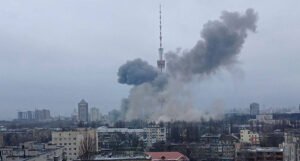 Napadnut televizijski toranj, ruski agresor izdao upozorenje građanima Kijeva