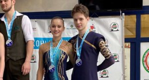 Mitrofanova i Kasinskij na Svjetskom prvenstvu u umjetničkom klizanju u Francuskoj