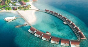 Superjahte ruskih milijardera krstare na Maldivima