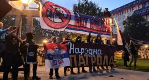Srbijanski desničari pozivaju na proruski miting: Od antivaksera do ljubitelja Putina