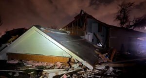 Tornado pogodio južnu Louisianu, hiljade stanovnika bez struje