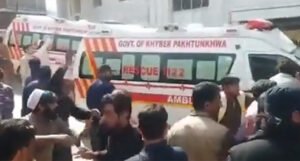Snažna eksplozija u džamiji, najmanje 30 poginulih, na desetine je ranjenih