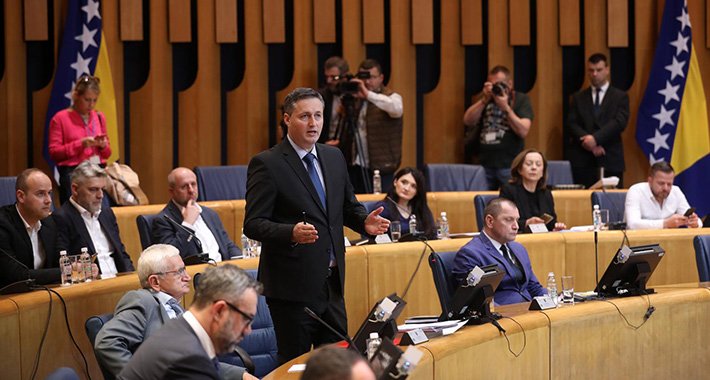 Bećirović tražio da se osudi ruska agresija na Ukrajinu, delegati HDZ-a i SNSD-a odbili