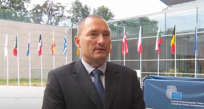 Slovenski ministar dao ostavku jer mu je poljoprivredni kombinat platio hotelski račun