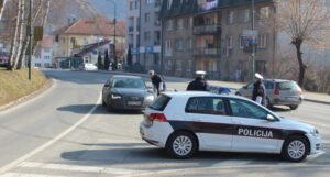 Policajcima u Goraždu za 233 KM veće plate