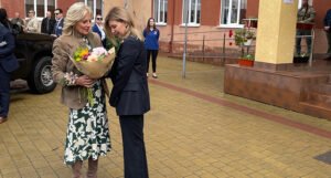 Prva dama SAD-a nenajavljeno stigla u Ukrajinu, susrela se sa suprugom Zelenskog