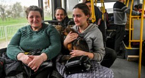 Ukrajinske vlasti: Sva djeca, žene i starci evakuisani iz čeličane Azovstal