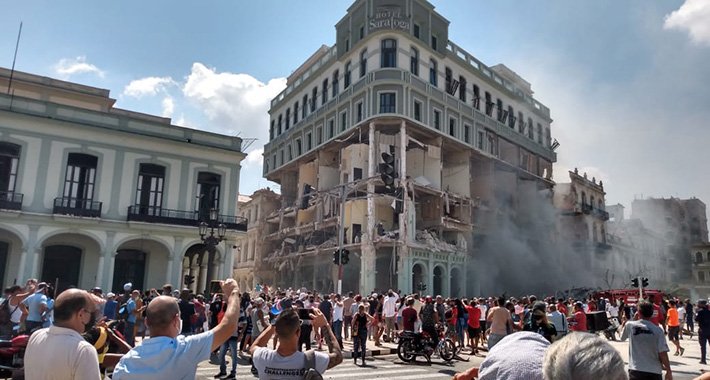Snažna eksplozija razorila hotel u centru Havane, ima poginulih
