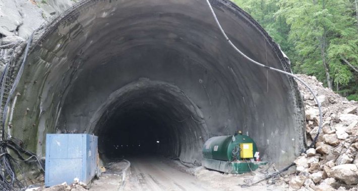 Tvrde da će do kraja jula nastaviti radove na tunelu Hranjen