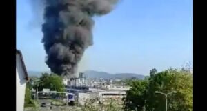 Odjeknula snažna eksplozija u fabrici u Sloveniji, veliki je broj povrijeđenih
