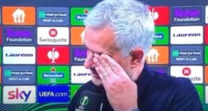 Potpuno se slomio: Mourinho nakon utakmice pred kamerama plakao “kao dijete”
