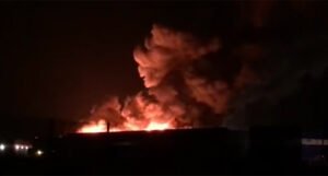 Još jedan veliki požar buknuo u Rusiji, vatra guta skladište kod Moskve