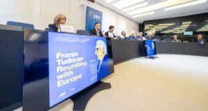 U Evropskom parlamentu slavili Franju Tuđmana: EPP upao u zamku HDZ-a Hrvatske?