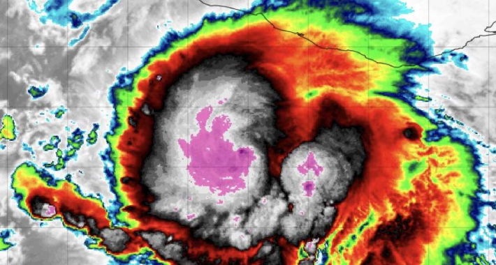 Uragan Agatha kreće se prema kopnu Meksika