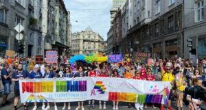 Bh. povorka u Sarajevu: Ljudska prava nisu švedski stol!