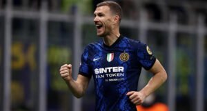 Džeko predvodi napad Intera u meču za plasman u osminu finala Lige prvaka