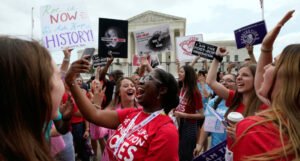 Vrhovni sud SAD-a ukinuo historijski presedan o abortusu, niz država ga već zabranjuje