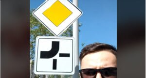 Kombinacija saobraćajnih znakova u BiH zbunjuje vozače: Ima li šta ovdje sporno?