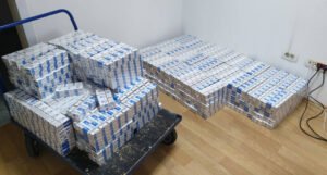 Oko 24.000 kutija cigareta vrijednih 100.000 maraka pokušali prodati u BiH
