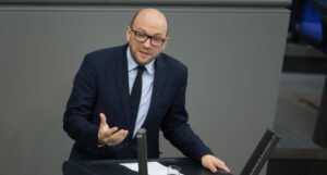 Manuel Sarrazin za Fokus: Zašto ne vjerujemo dovoljno političarima u BiH