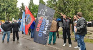 Kako su dvije desničarske organizacije spriječile mirnu šetnju povodom Dana bijelih traka u Prijedoru