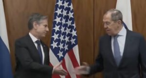 Blinken i Lavrov prvi put od januara sjest će u istu prostoriju