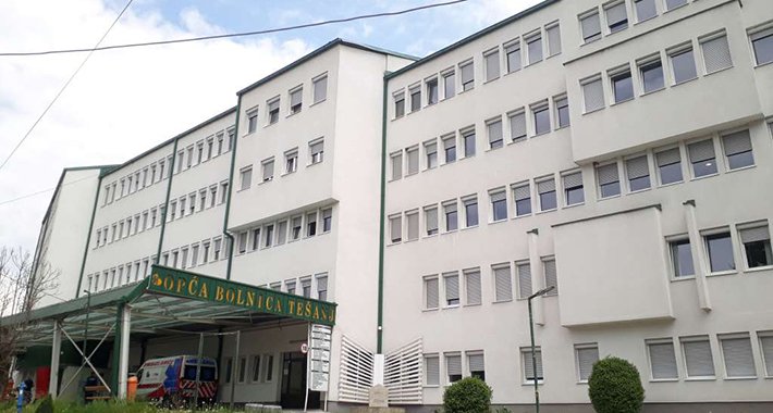 Nakon više od mjesec dana bolnica u Tešnju ima Covid-pacijente, u Zenici i novi smrtni slučaj
