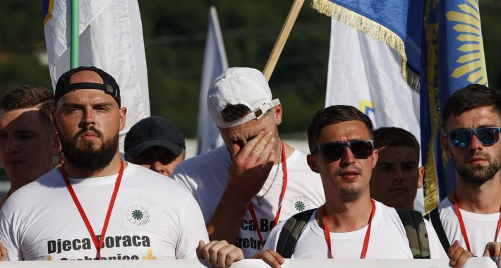 Oko pet hiljada učesnika “Marša mira 2022” stiglo u Potočare