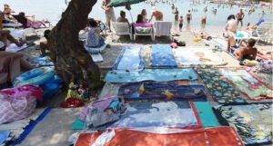 Grad u Hrvatskoj više ne dozvoljava ostavljanje peškira, kazne do 1.300 eura