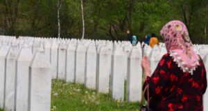 Kako se komemoracija 2000. godine umjesto u Sarajevu ipak održala u Srebrenici