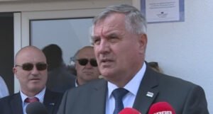 Višković potvrdio da je već ostao bez jednog ministra: “To se svakome može desiti”