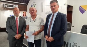 Jelić potpisao 56 ugovora s korisnicima koji su ostvarili pravo na subvenciju