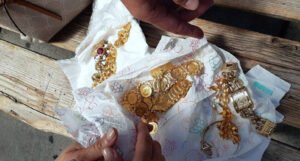 “Pali” na granici: Zlato vrijedno skoro 40.000 KM sakrili u pelenama