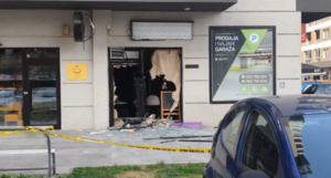 U eksploziji ispred “Food Officea” u Sarajevu niko nije povrijeđen