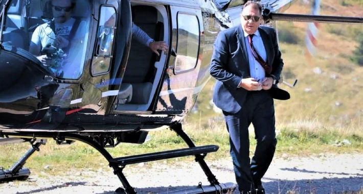 Dodik nezakonito koristio helikopter da obilazi predizborne skupove