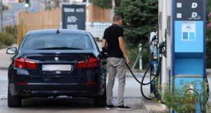 Nastavljen pad cijena goriva na bh. pumpama, litar dizela skoro ispod 3 KM
