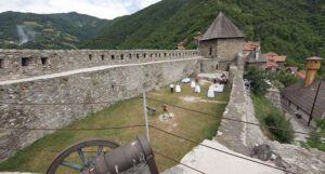 Tvrđava Vranduk ponovo omiljena destinacija turista i školaraca