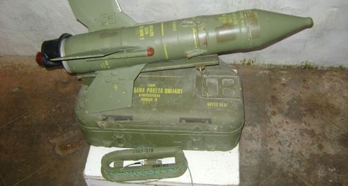 U kući i dvorištu krio oružje velike razorne moći: Pronađene “maljutke”, granate, mine, bombe…