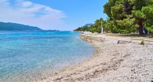 Na jednoj od dalmatinskih plaža zabranjeno kupanje, razlog – Ešerihija koli