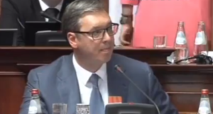 Vučić i njegovi imaju “novi problem” u Skupštini Srbije, on se zove Srđan Milivojević