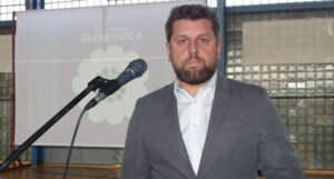 Ćamil Duraković predstavio izborni program: Moji protivnici su Dodik, Trivić i Jovičić