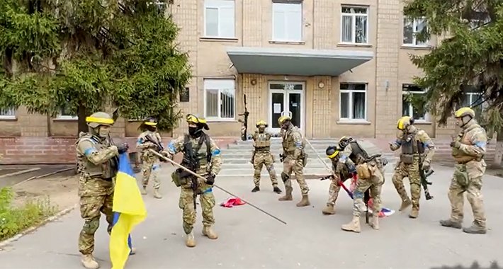 Na granici s Rusijom: Ukrajinska vojska ušla u još jedan grad, objavljeni su snimci
