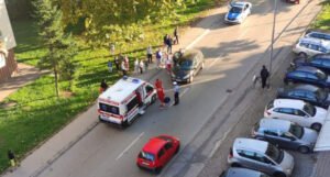 Automobil udario dijete, vozilom Hitne pomoći odvezeno je u bolnicu