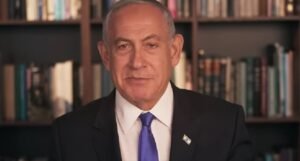 Bivši izraelski premijer Benjamin Netanjahu izašao iz bolnice