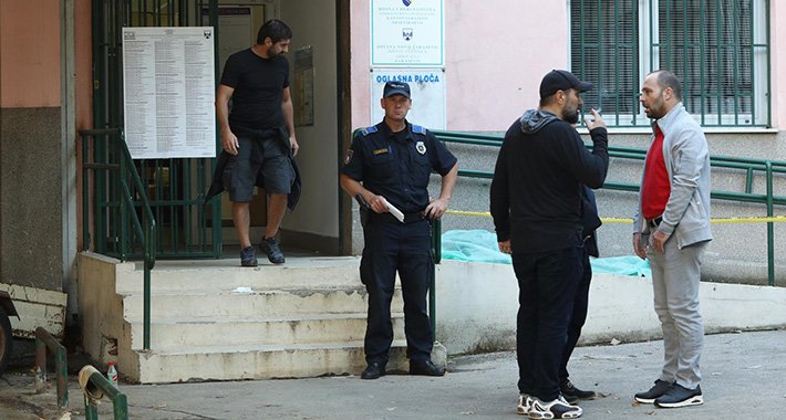 Smrtni slučaj na biračkom mjestu u Sarajevu, ženu sat vremena reanimirali