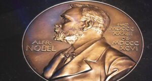 Trojica ekonomista dobitnici Nobelove nagrade za istraživanje finansijskih kriza
