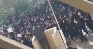 Tokom masovnih protesta u Iranu ubijeno 23 djece