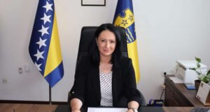 Kantonalna premijerka Aida Obuća podnijela ostavku, građanima poslala poruku