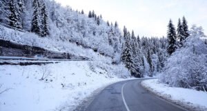 BIHAMK objavio gdje na cestama ima najviše snijega, FHMZ najavljuje da će ga biti još